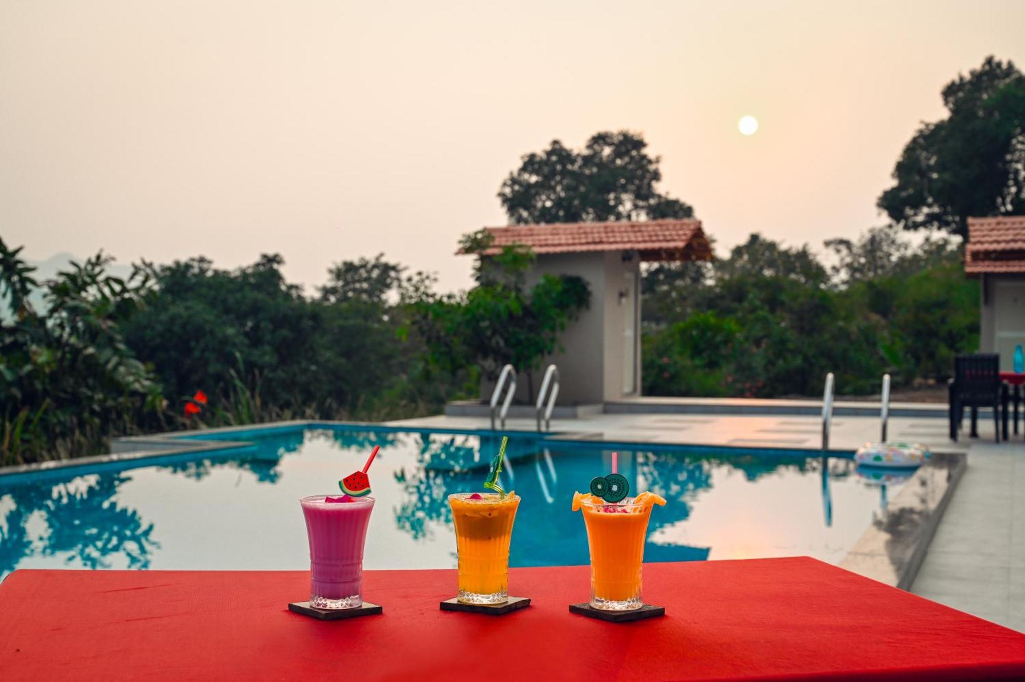 Shinde'S Tikona Valley Farm Villa Pune Exterior photo
